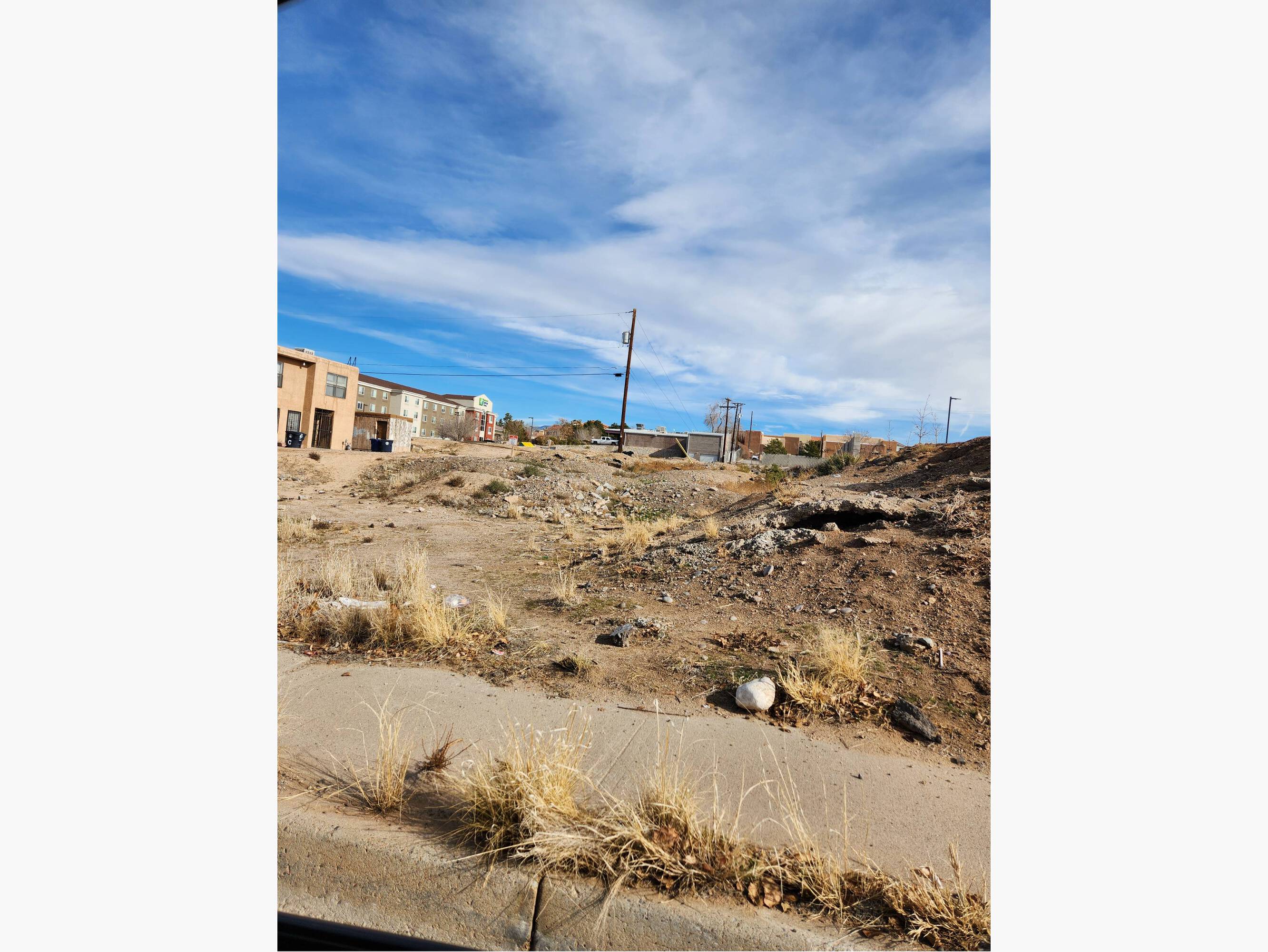 Convenient Commercial Lot